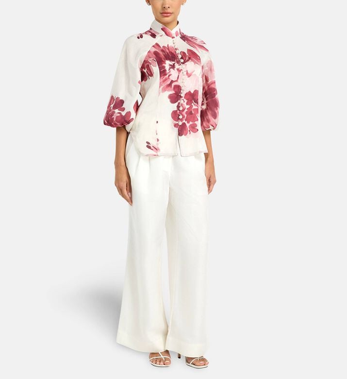 Carter and White Blou Nadine, Model View