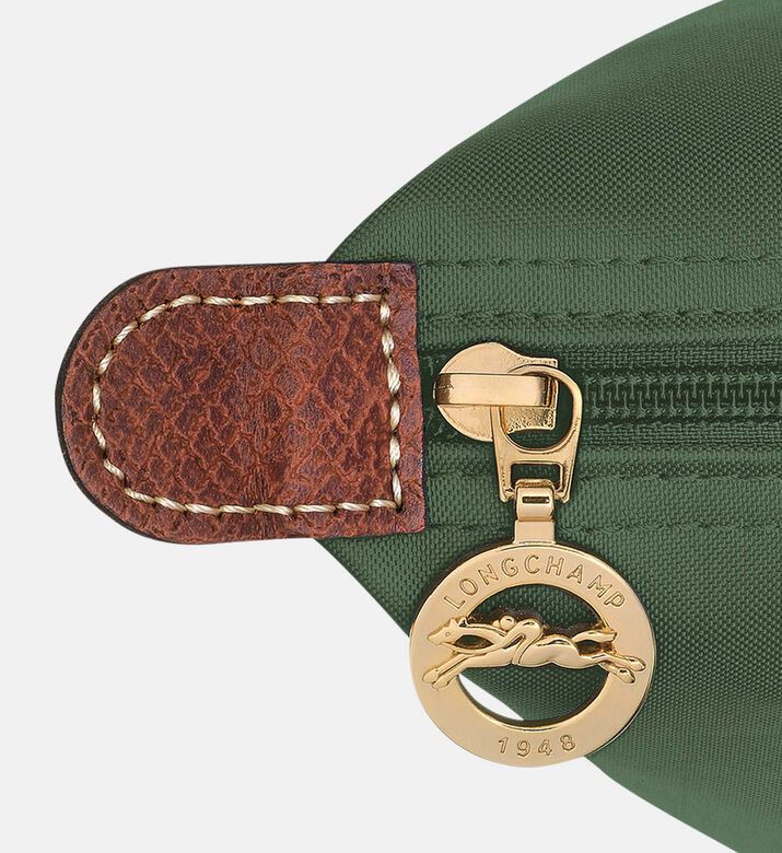 حقيبة ظهر خفيفة الوزن للغاية