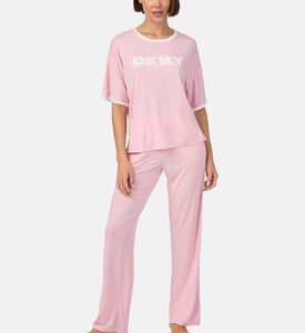 طقم بيجامة قصير الأكمام بقصة عادية