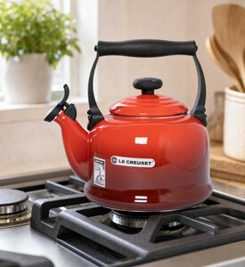 Le Creuset Traditional Stove Top Kettle, Red, Model View