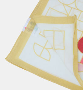 وشاح بطبعة هندسية ملونة