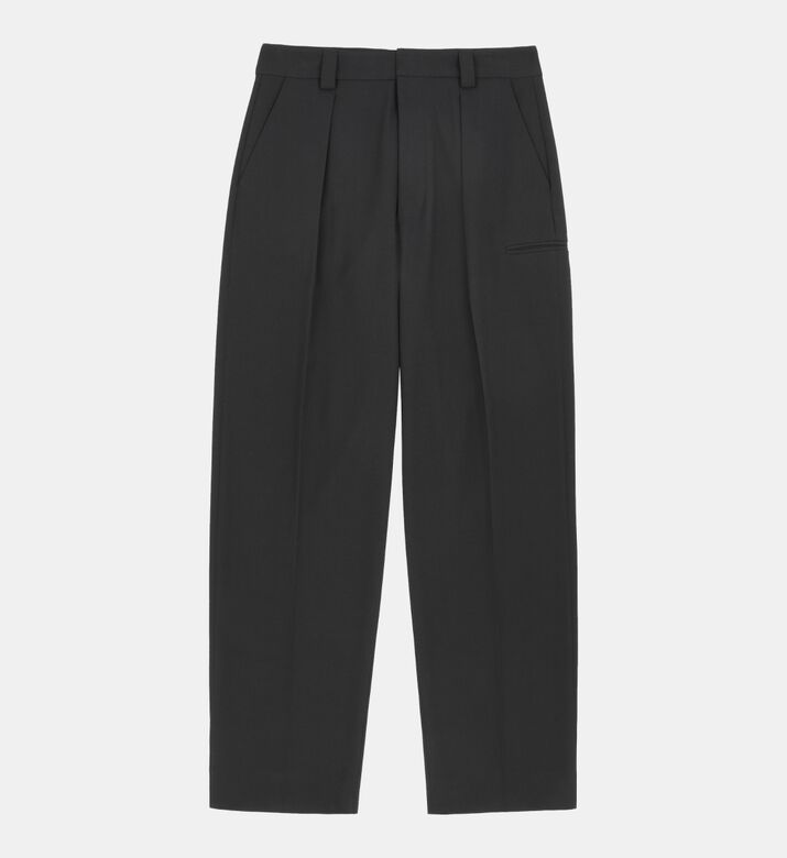 Wide-legged Pleated Pants