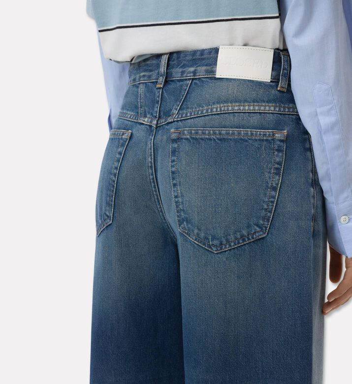 Closed Jeans, Model View