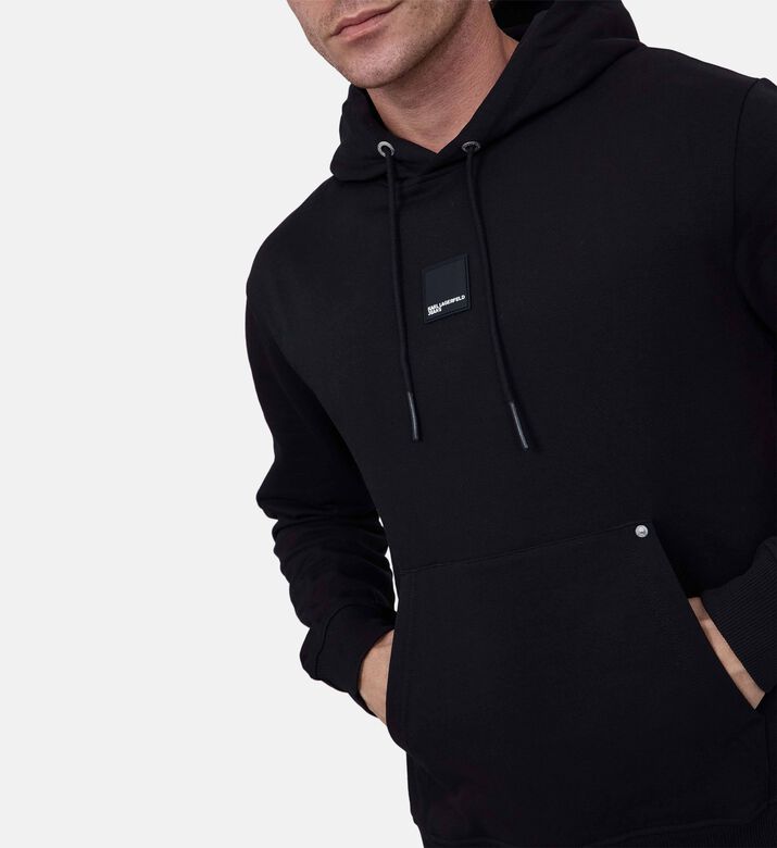 سترة طويلة الأكمام بطباعة غرافيكية على الظهر سترة طويلة الأكمام بطباعة غرافيكية على الظهر