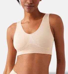 Wacoal Bra, Model View