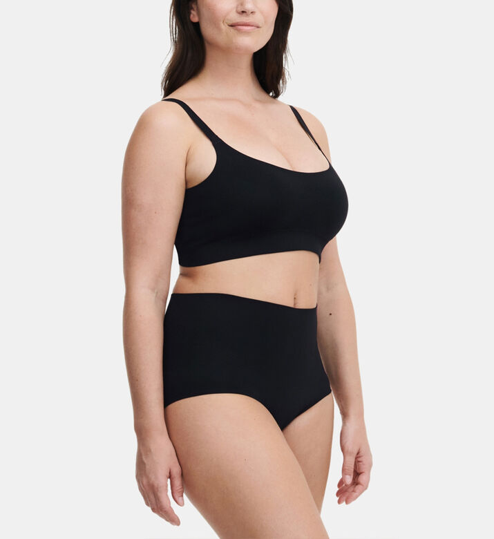 ثونغ ناعم مريح محدد للجسم