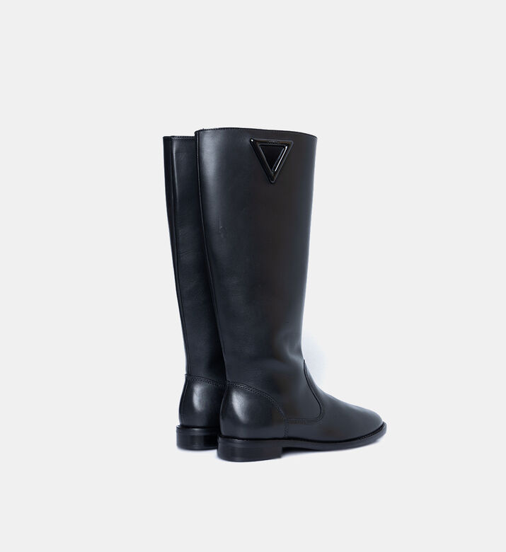 جزمة جلد كلاسيكية