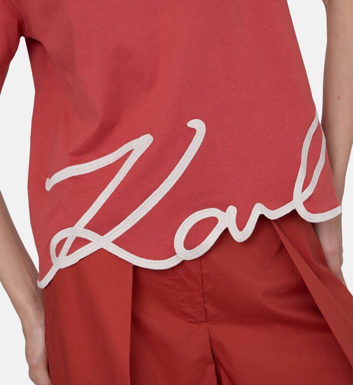 تيشيرت قصير الأكمام بتطريز شعار