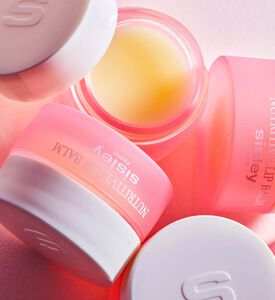 بلسم الشفاه المغذي