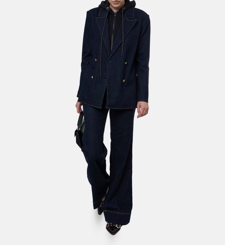 Alice and Olivia Blazer Jordan, Model View