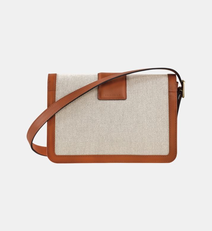 حقيبة كتف Box-trot متوسطة من جلد