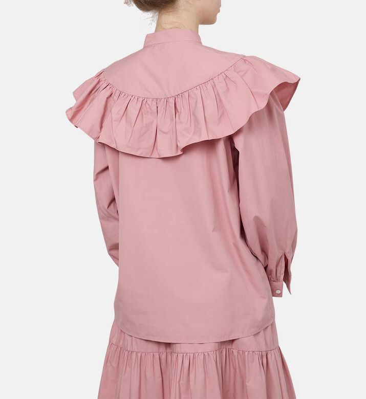 بلوزة بأكمام طويلة بياقة مكشكشة