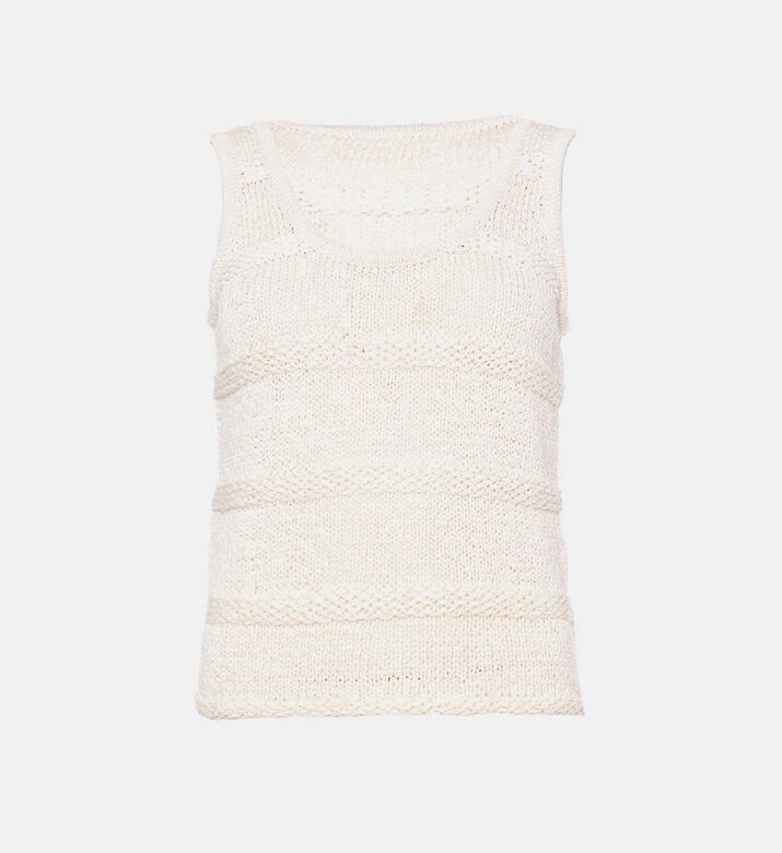 بلوزة سانيتي بدون أكمام ضيقة بنقشة