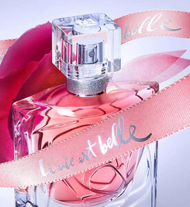 Rose Extraordinaire Eau De Parfum Rose Extraordinaire Eau De Parfum