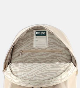 حقيبة ظهر قماشية بشعار مطرز