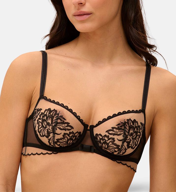 Simone Perele Demi-cup Embroidered Bra, Model View