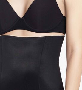 Chantelle Basic Shaping High Waist Brief, Model View