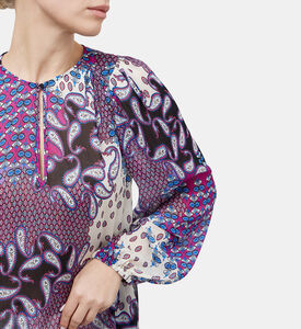 بلوزة بلير انسيابية مزينة بنقشة