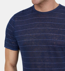 تيشيرت كتان مخطط بقصة كلاسيكية