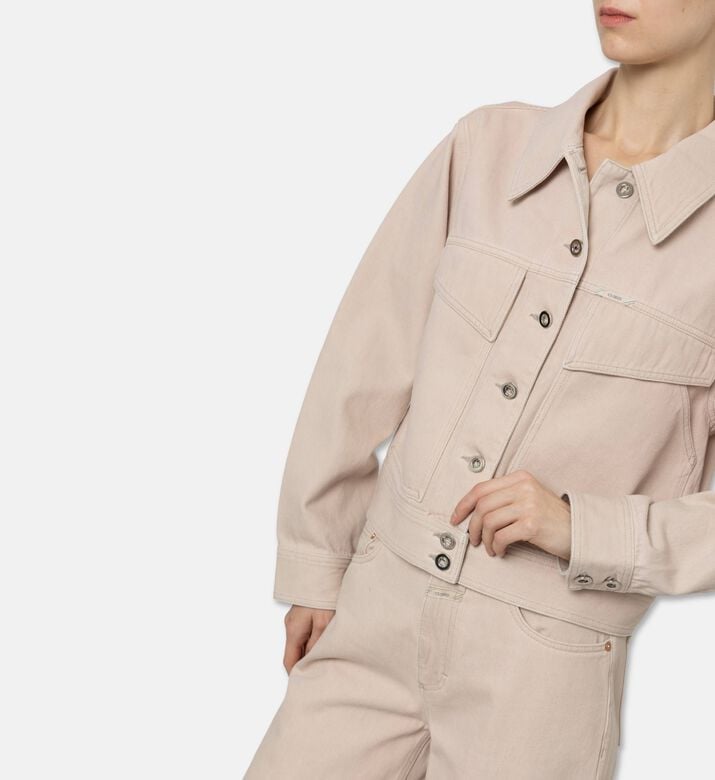 Closed Jack Regular, Model View