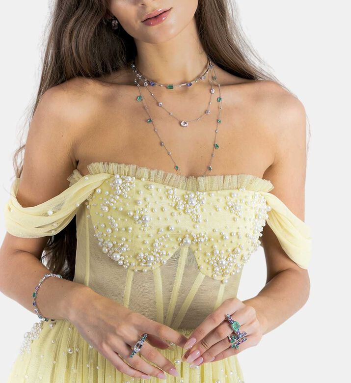 مشد تول مع زخرفة اللؤلؤ