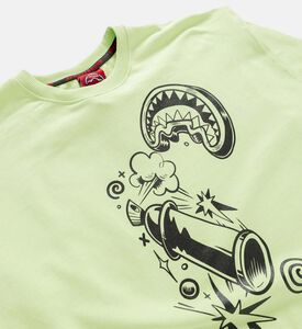 سويت شيرت كوميك شارك