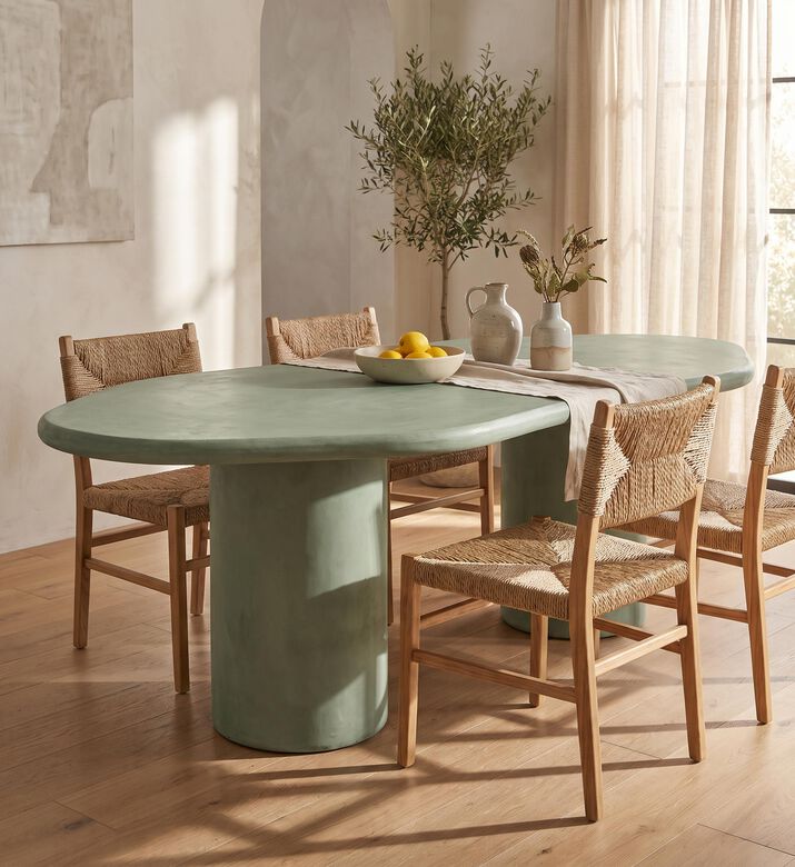 PR-Living & Muundo Laini Mortex Dinning Table, Packshot View