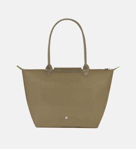 حقيبة يد كبيرة مطرزة بشعار العلامة