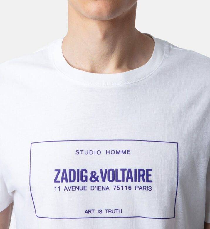 تيشيرت تيد بلاسون بطبعة علكة