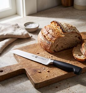 Zwilling Four Star Bread Knife, Packshot View