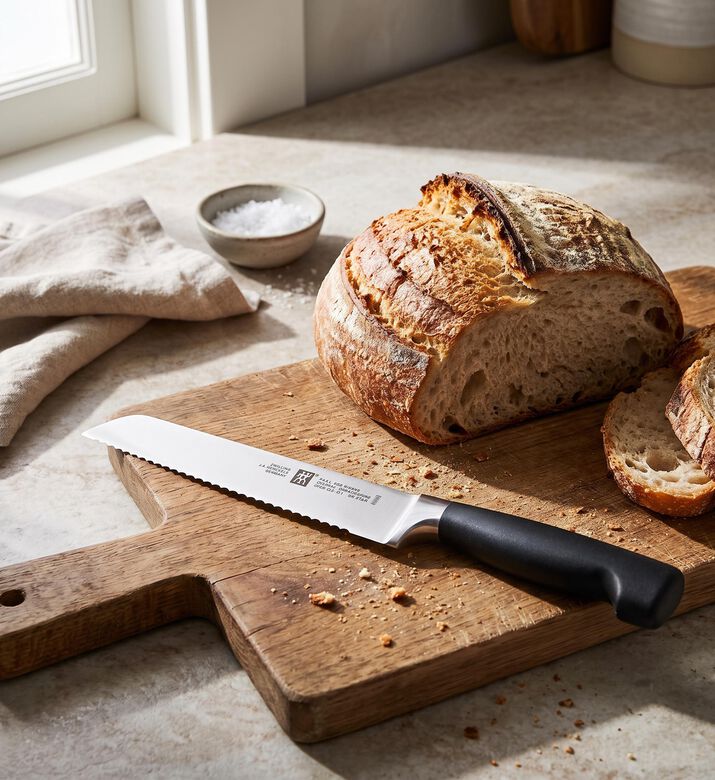 Zwilling Four Star Bread Knife, Packshot View