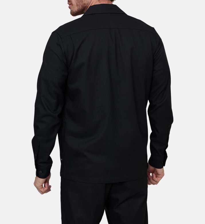 جاكيت طويل الأكمام بقصة مستقيمة