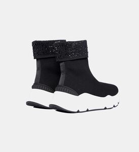 سنيكرز بنعل جلد بلون مغاير