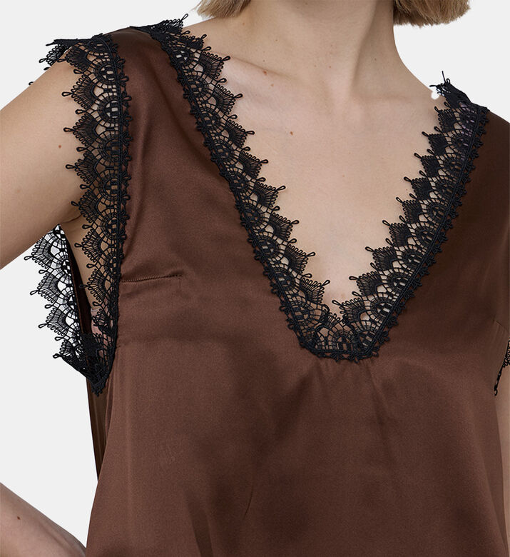 Suiting Boxy-fit Cropped T-shirt