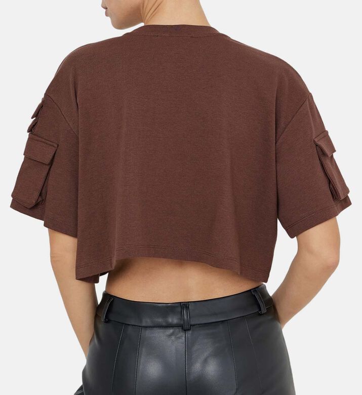 تي شيرت مبطن بجيب على الكتف