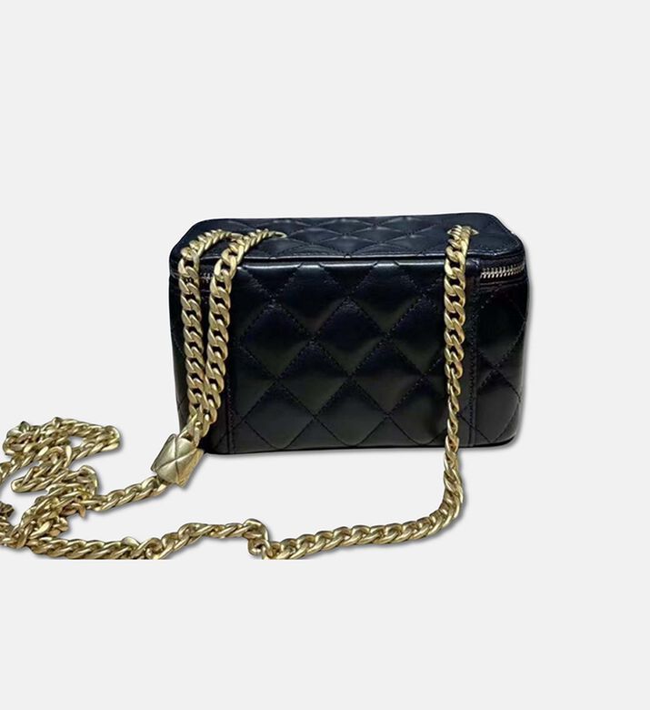 Chanel Chanel Black Lambskin Matelasse Chain Vanity Bag Preowned, Packshot View
