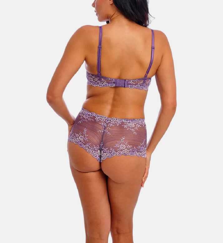 Wacoal Bra, Model View