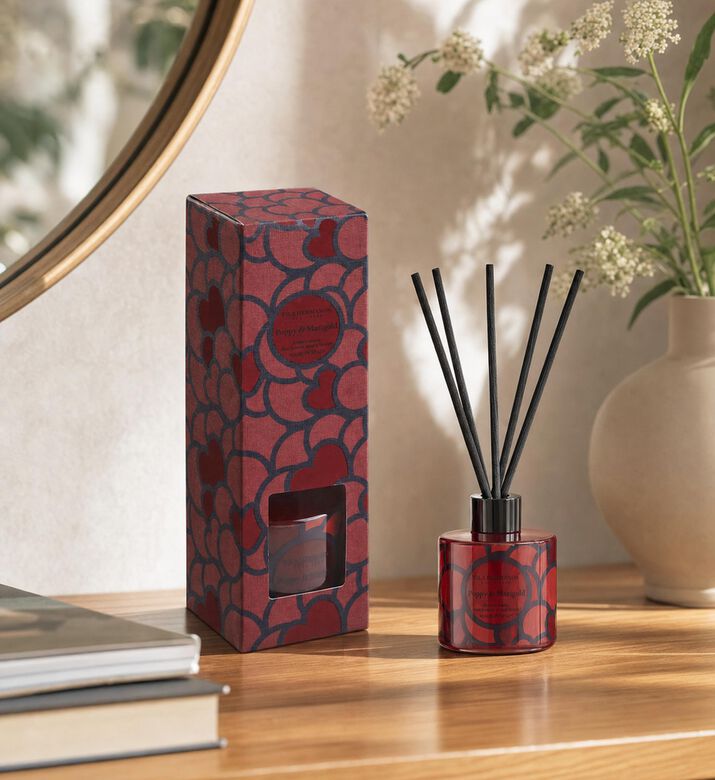 Ladenac 70s Poppy Marygold Reed Diffuser, Model View