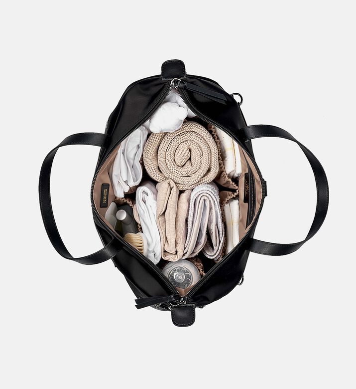 حقيبة حفاضات مبطنة بتطريز تاج