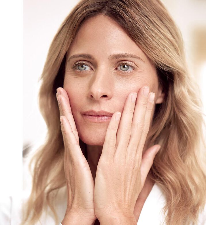 قاعدة Touche Eclat Blur