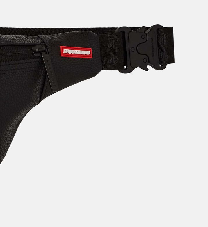 حقيبة كروس بودي بطبعة قرش غير مكتملة