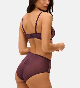 Simone Perele Brief, Model View