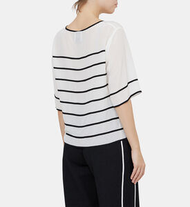 قميص حريري مخطط أفقيًا