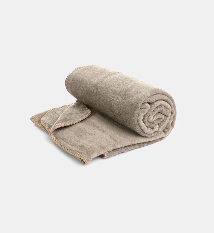 Home Deco and More Acro Cotton Acrylic Throw, Packshot View