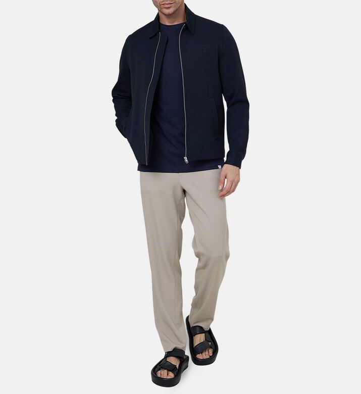 سترة بسحاب إغلاق