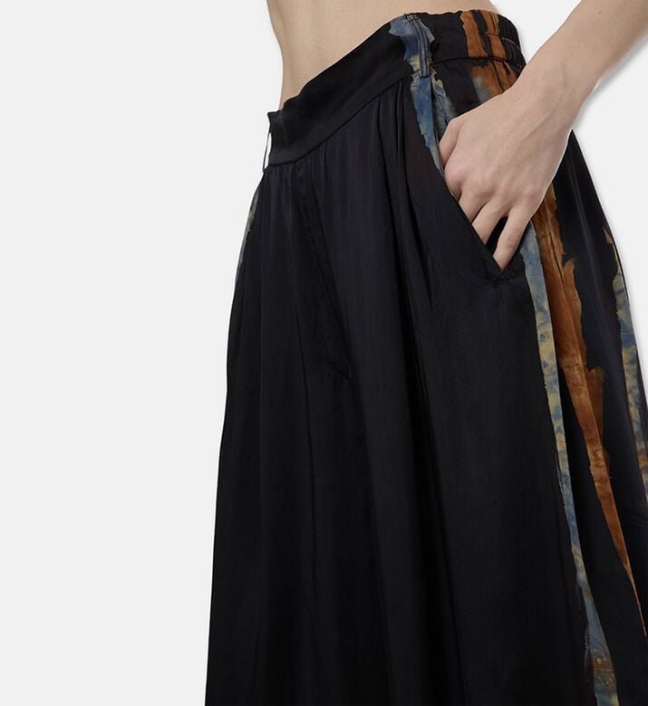 Mes Demoiselles Pant Llorllora, Model View