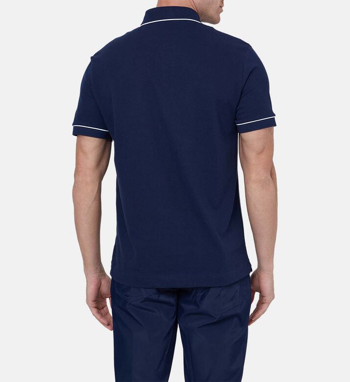 قميص بولو كلاسيكي مطرز