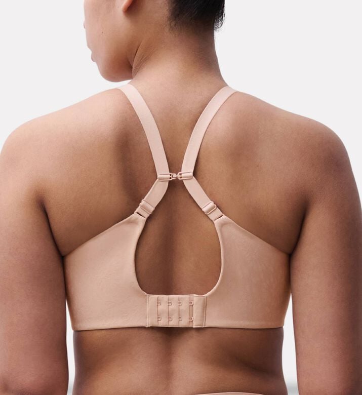 Chantelle Everyday Comfort Underwired T-shirt Bra, Pink, 90, H, Model View