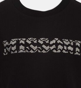 تيشيرت قصير الأكمام بشعار محبوك متعرج