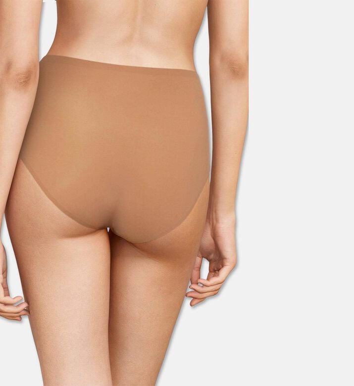 Chantelle Brief Full, Beige, Model View